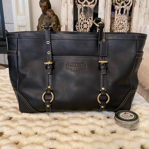 Authentic Coach Gallery East West Black Leather Tote